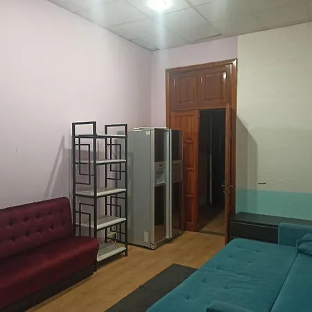 прилічний Hostel